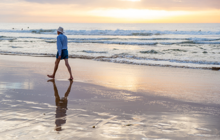 A man considering his early retirement age