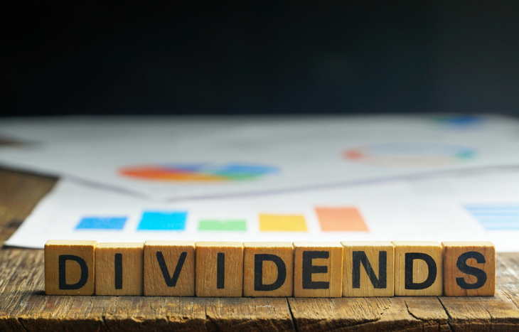 Undervalued dividend stocks to buy.